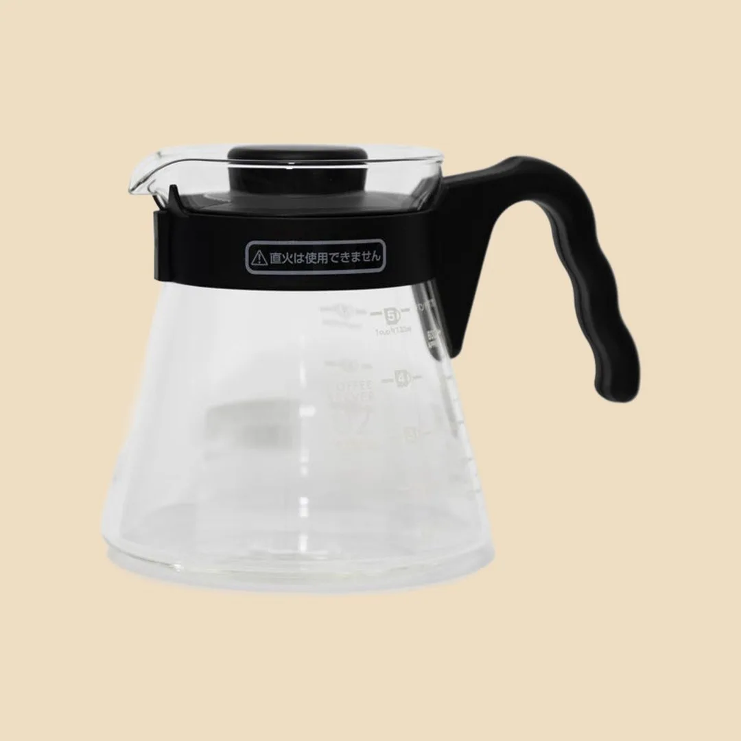 Hario V60 Coffee Server 700 ml con la marca de capacidad visible