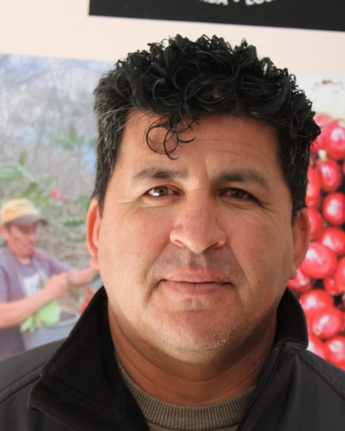 Retrato de Eduardo Gaona, que dirige Asocafex, la asociación de productores de Fundochamba de la que sale el café de Ecuador Quilanga lavado