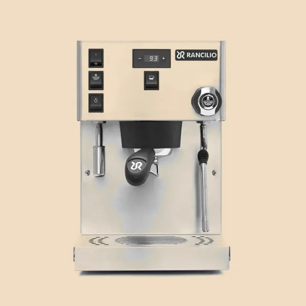 Máquina de espresso doméstica de doble caldera en acabado acero inoxidable, vista de frente.