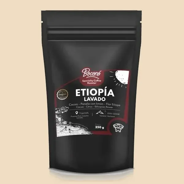 Bolsa negra de 250 g de Boconó con la etiqueta de Etiopía lavado y las notas de cata impresas al frente.
