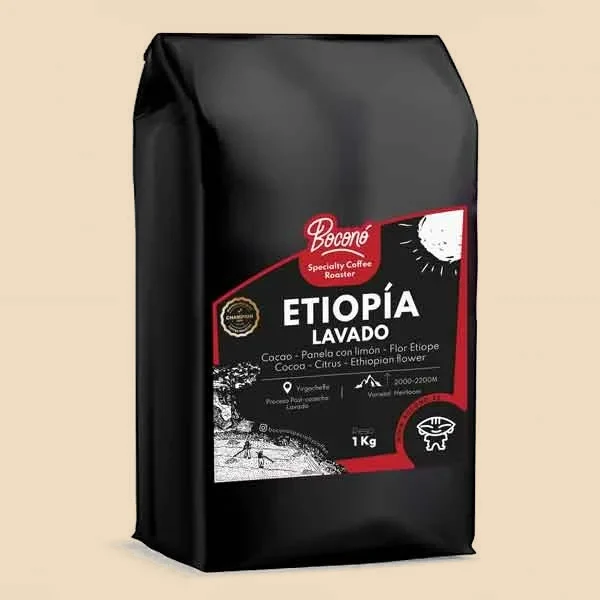 Bolsa negra de 1 kg de Boconó con la etiqueta de Etiopía lavado y las notas de cata impresas al frente.